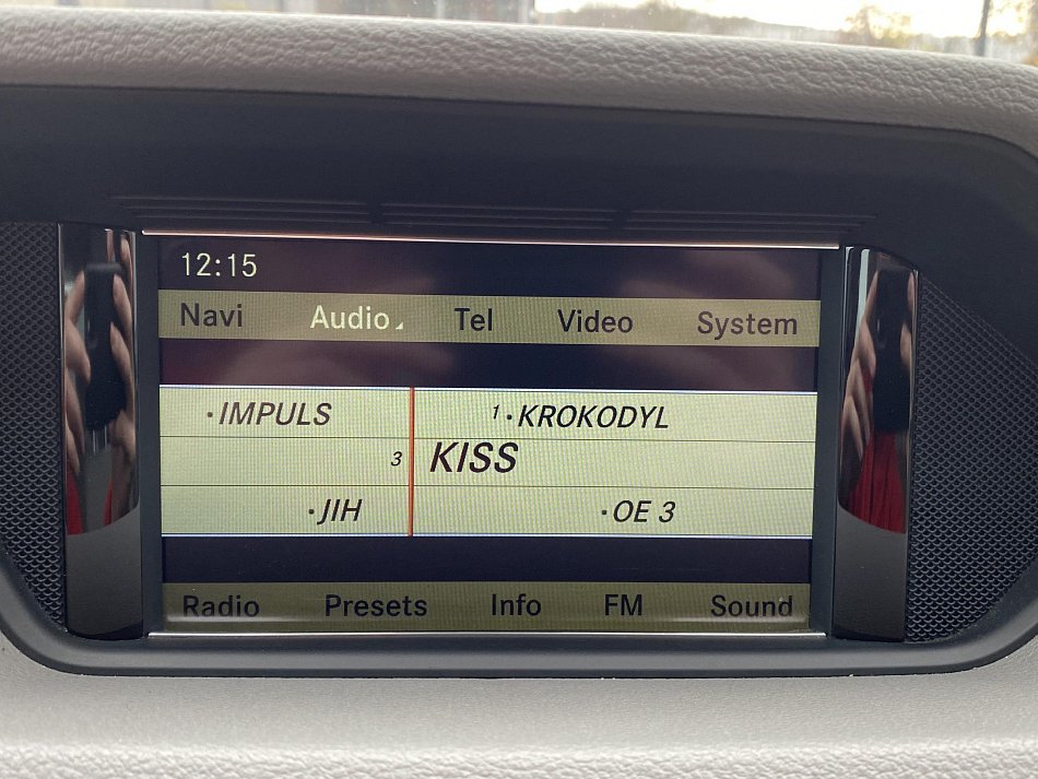 Mercedes-Benz Třída E 3.0CDi  E350 4mat