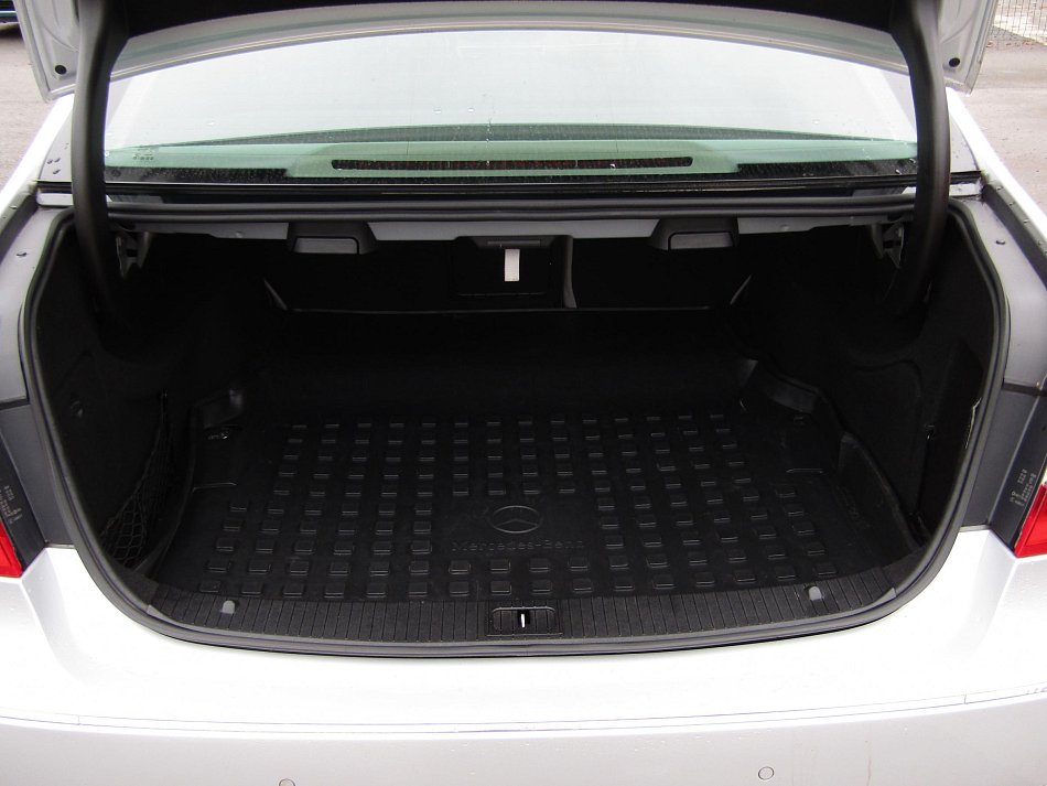 Mercedes-Benz Třída E 3.0CDi  E350 4mat