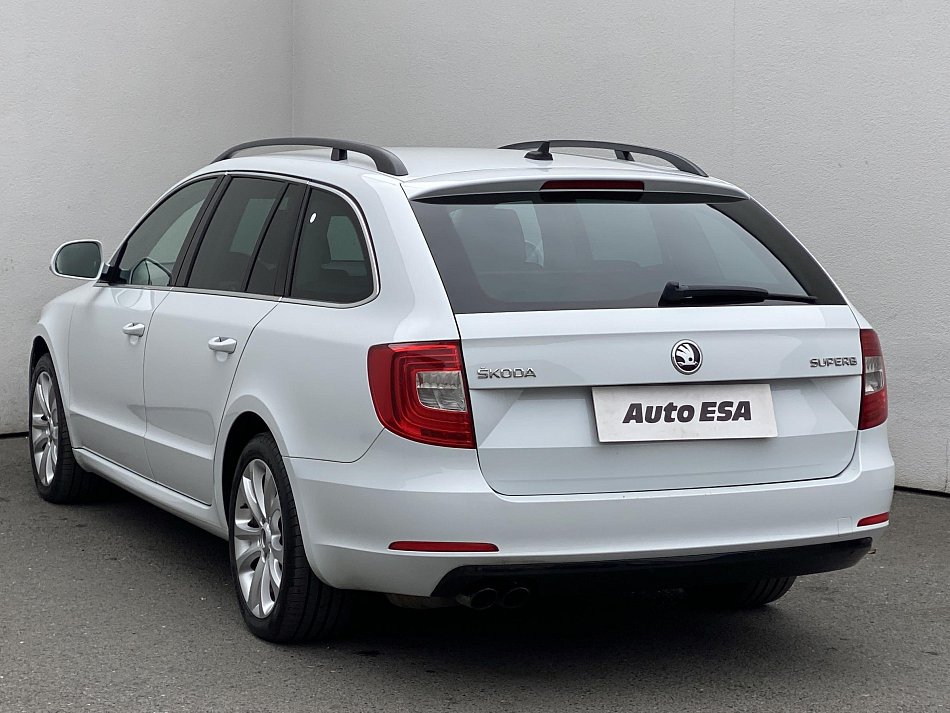 Škoda Superb II 2.0 TDi Ambition