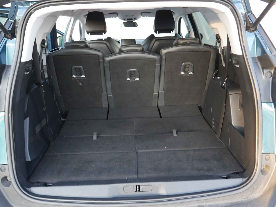 Peugeot 5008 1.2PT Allure