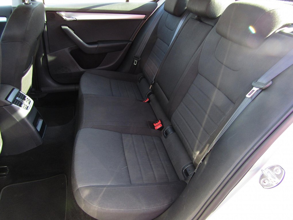 Škoda Octavia III 1.6TDi Style