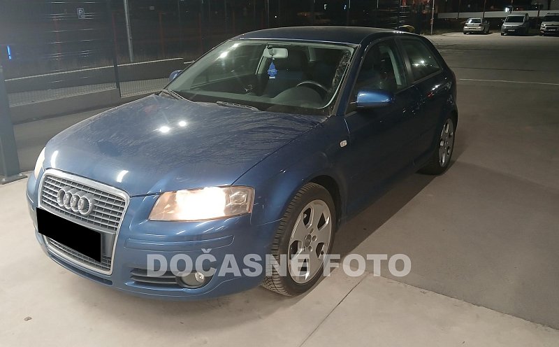 Audi A3 1.6i 