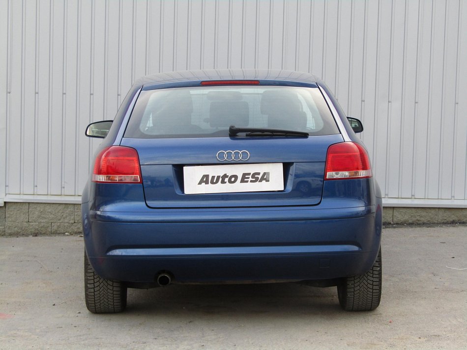 Audi A3 1.6i 