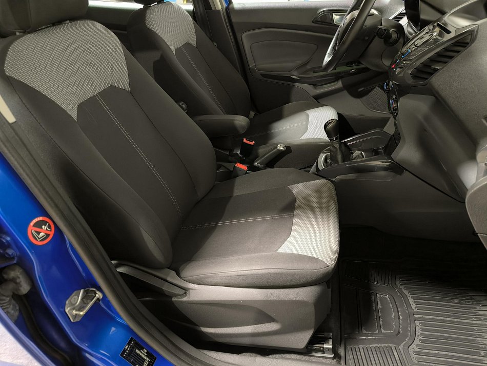 Ford EcoSport 1.0EB Titanium