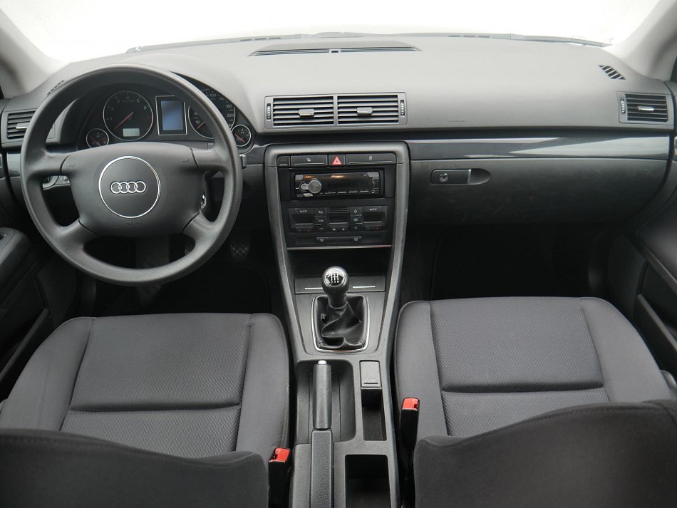 Audi A4 2.0i 