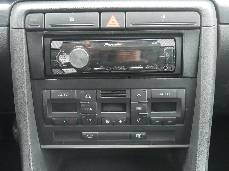 Audi A4 2.0i 