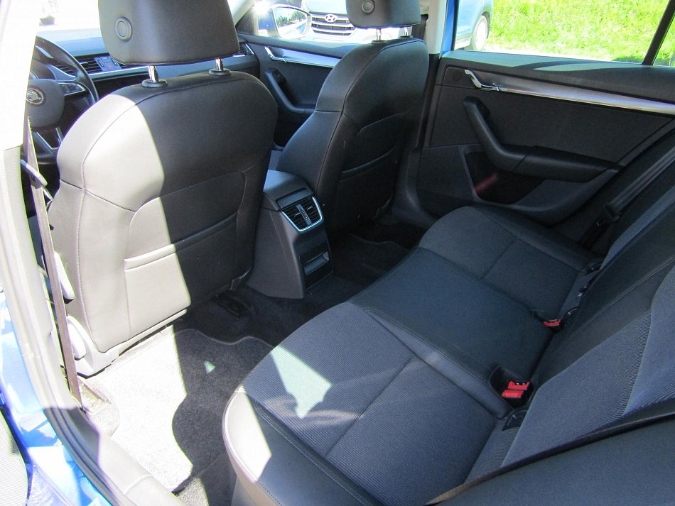 Škoda Octavia III 1.5 TGi Style