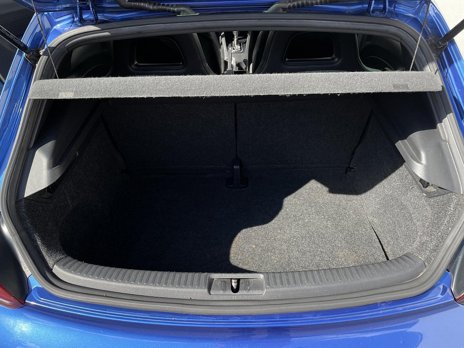 Volkswagen Scirocco 2.0 TSi 