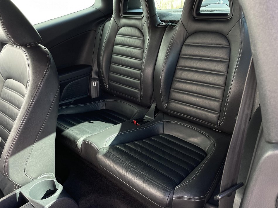 Volkswagen Scirocco 2.0 TSi 