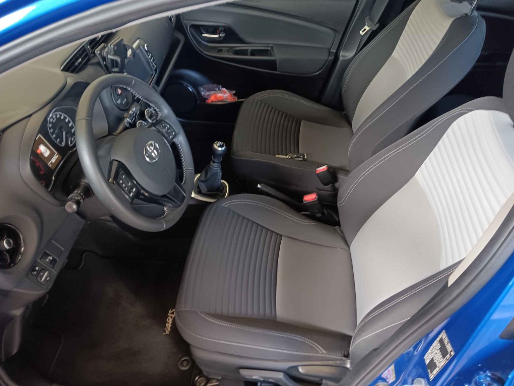 Toyota Yaris 1.5 i 