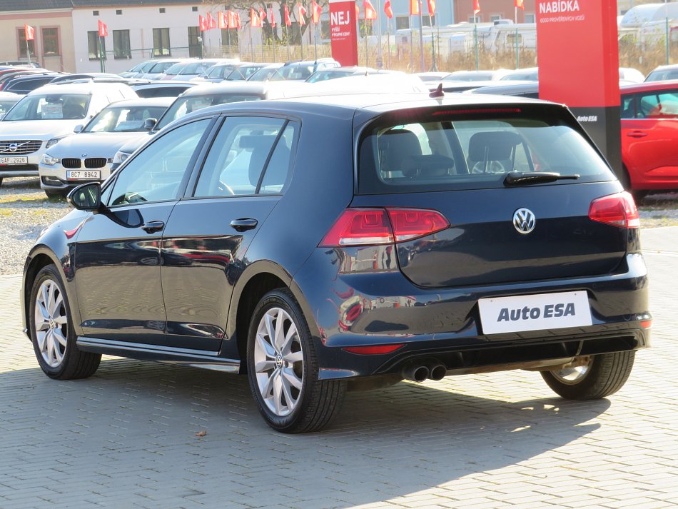 Volkswagen Golf 1.4TSi R-line