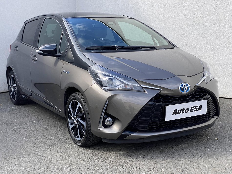 Toyota Yaris 1.5 Hybrid Selection