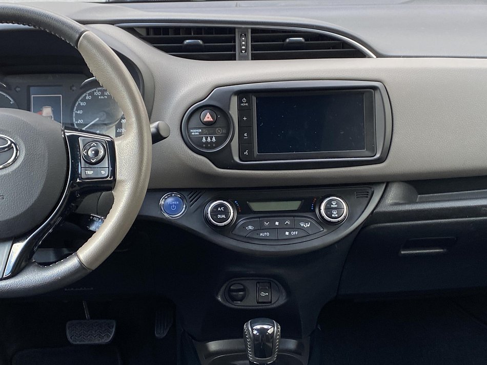 Toyota Yaris 1.5 Hybrid Selection