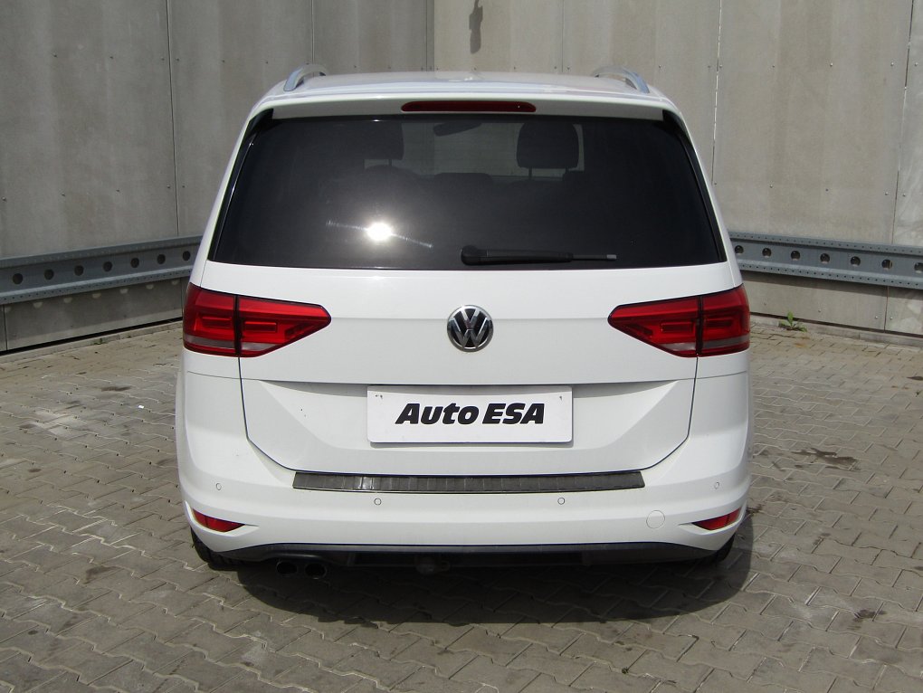Volkswagen Touran 2.0 TDi 