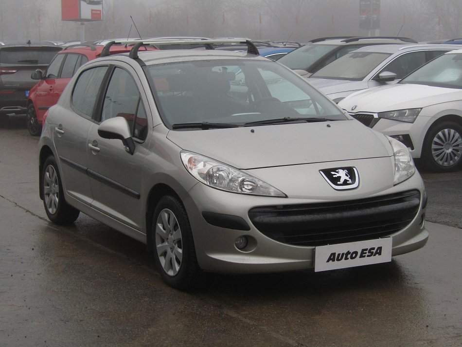 Peugeot 207 1.4 i 