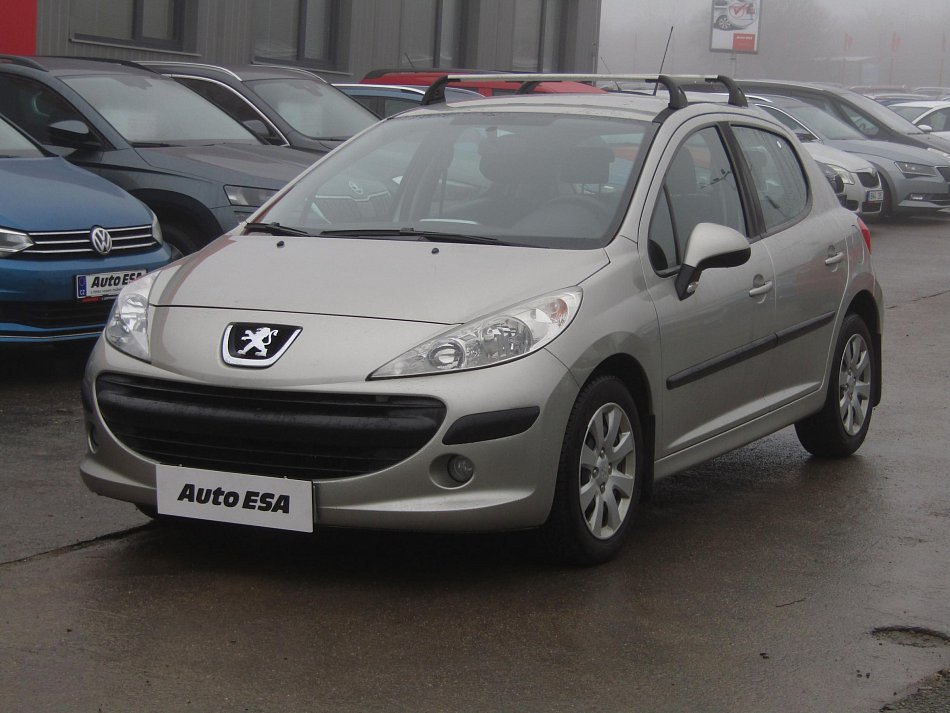 Peugeot 207 1.4 i 