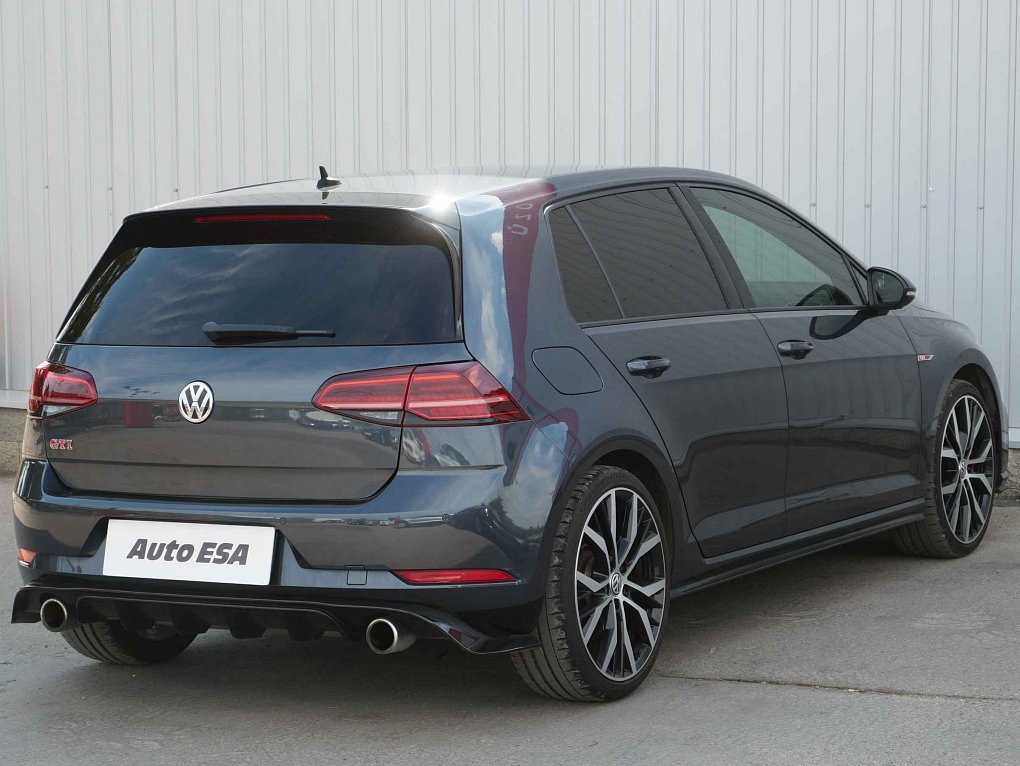 Volkswagen Golf 2.0 TSi GTi