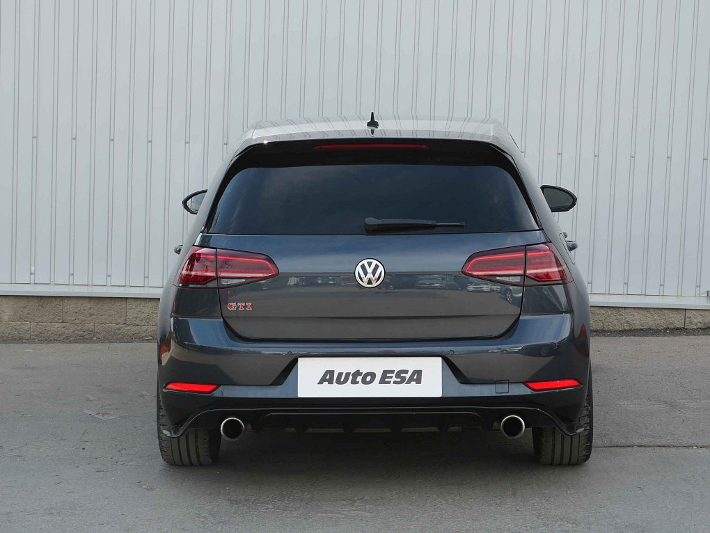 Volkswagen Golf 2.0 TSi GTi
