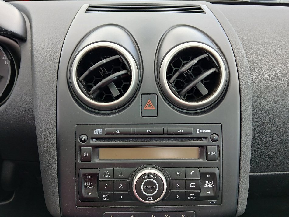 Nissan Qashqai 2.0i  4x4