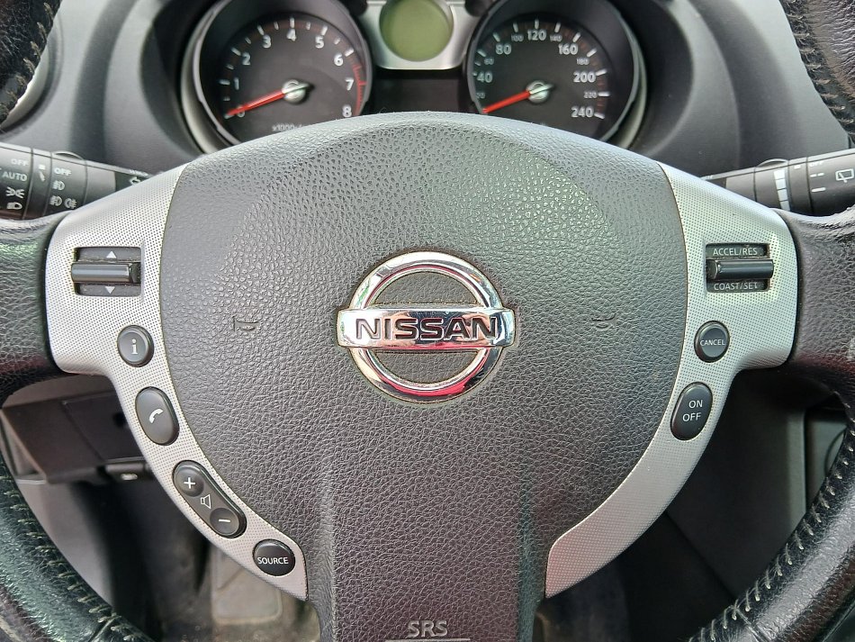 Nissan Qashqai 2.0i  4x4