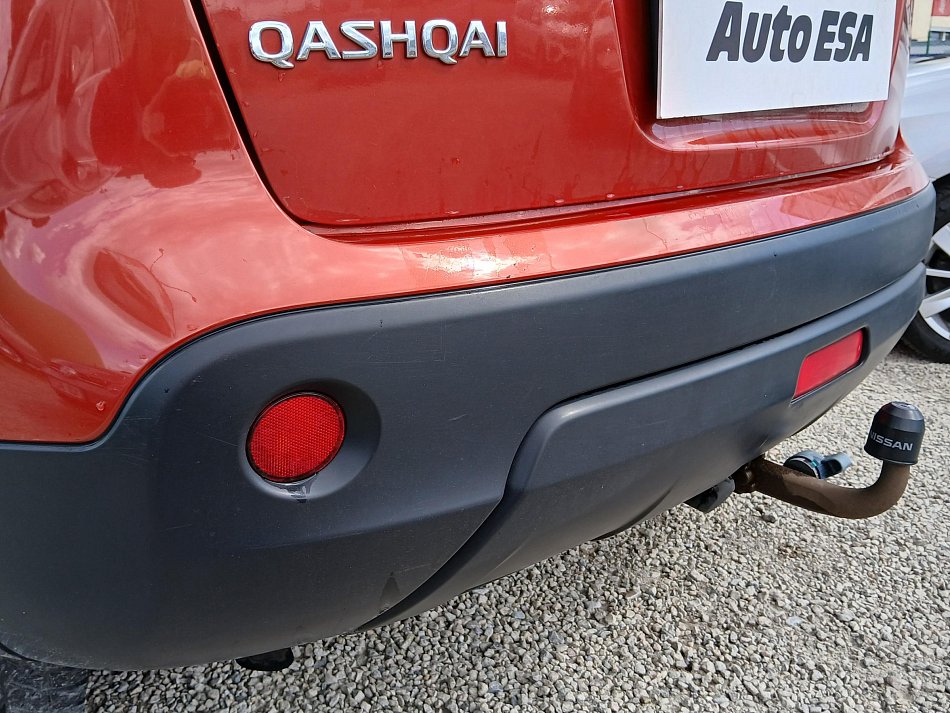 Nissan Qashqai 2.0i  4x4