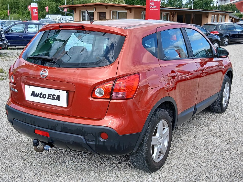 Nissan Qashqai 2.0i  4x4