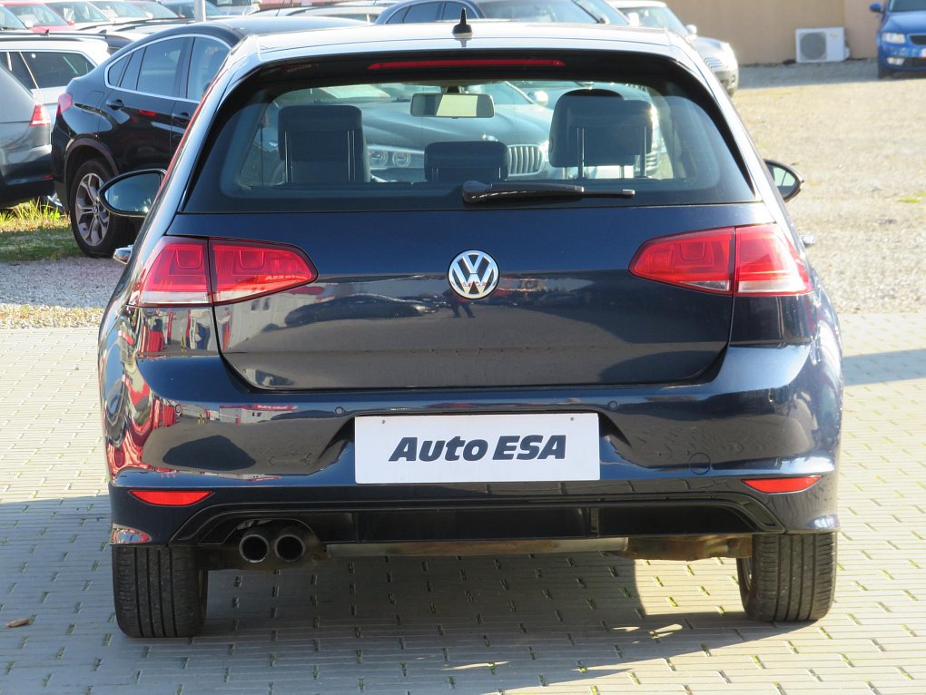 Volkswagen Golf 1.4 R-line