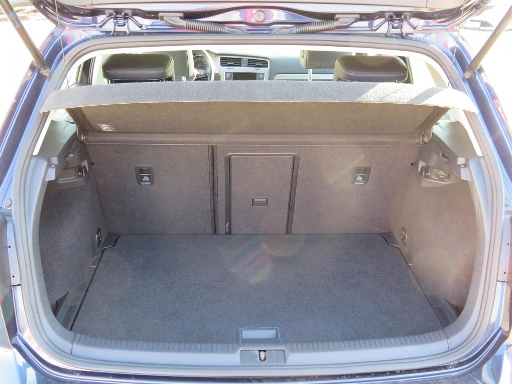 Volkswagen Golf 1.4 R-line