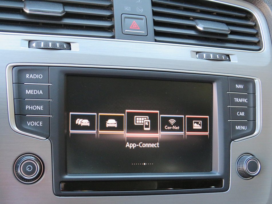 Volkswagen Golf 1.4 R-line