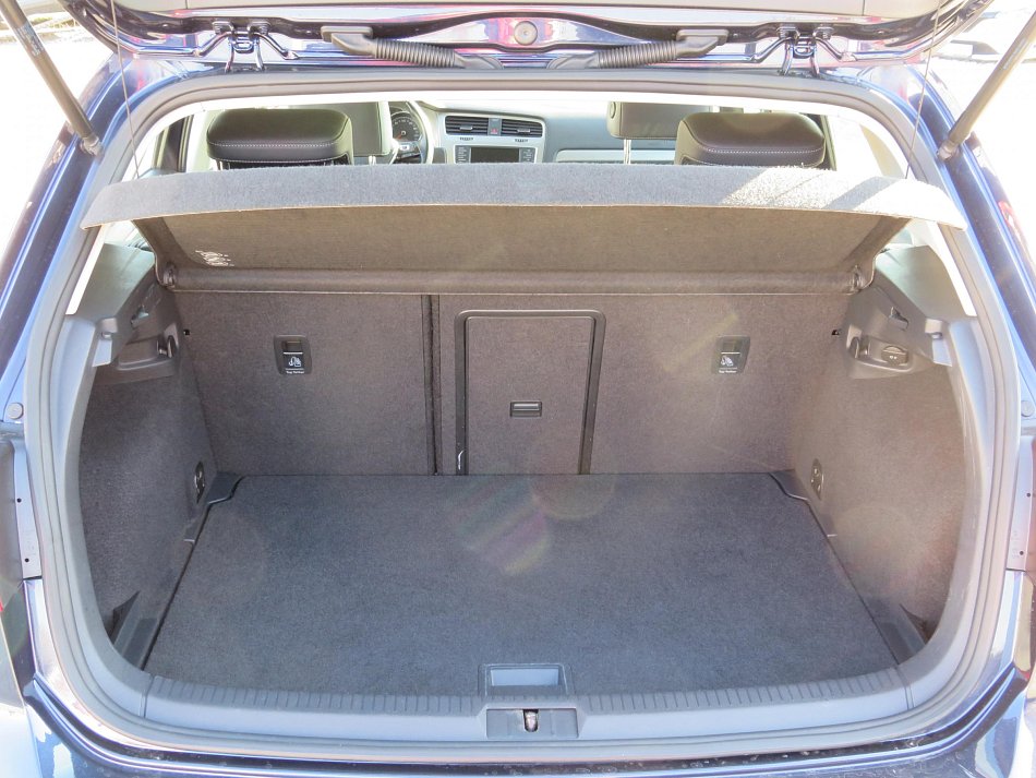 Volkswagen Golf 1.4 R-line