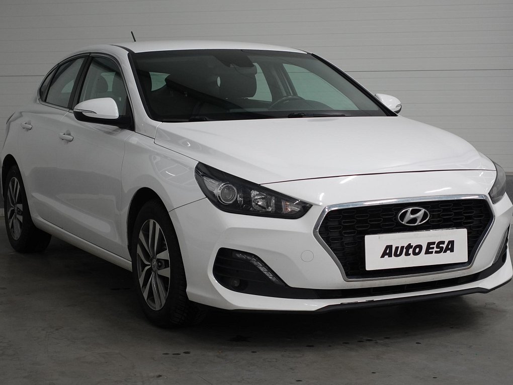 Hyundai I30 1.6CRDi Trikolor Fastback