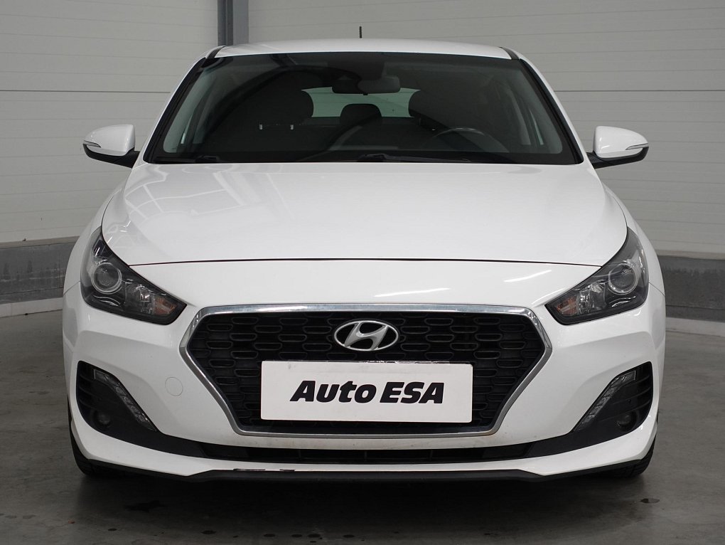Hyundai I30 1.6CRDi Trikolor Fastback