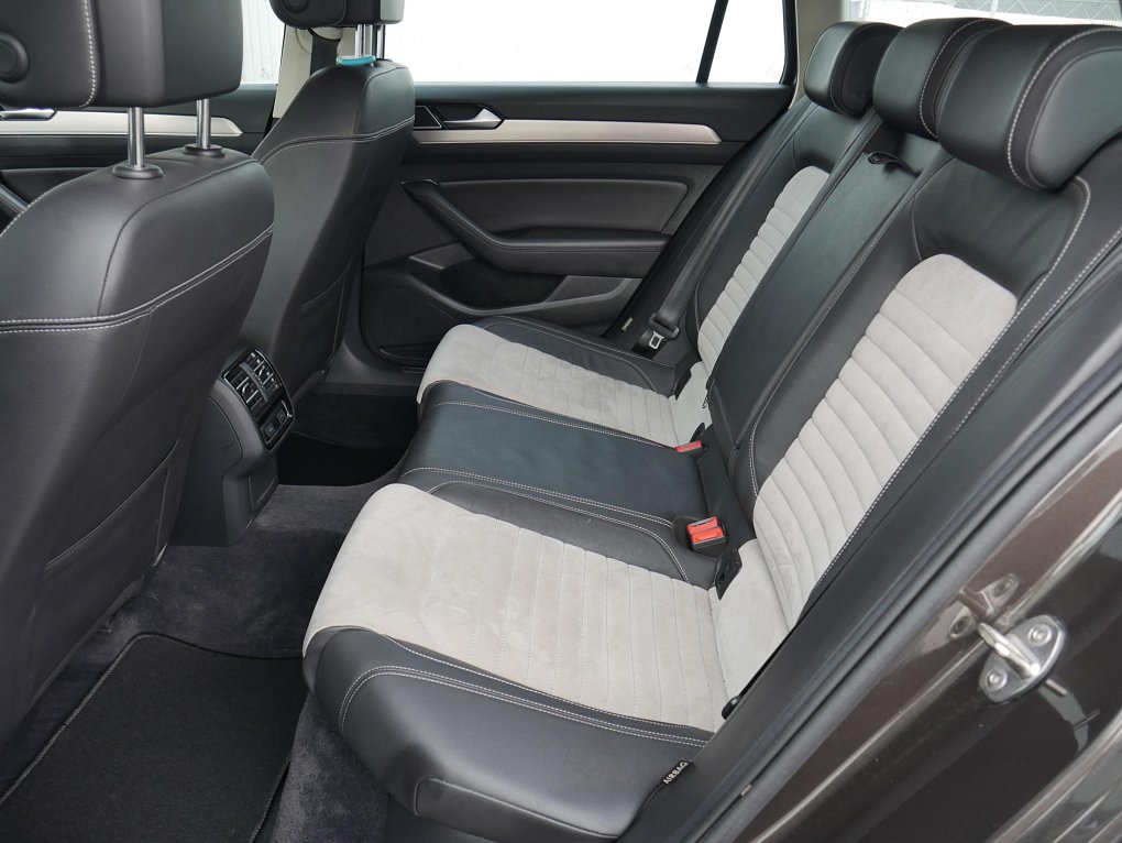 Volkswagen Passat 2.0 TDi Highline 4Motion