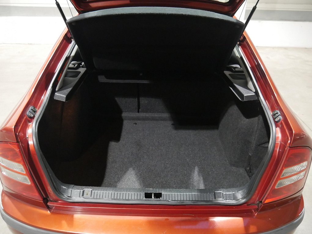 Škoda Octavia 1.6 