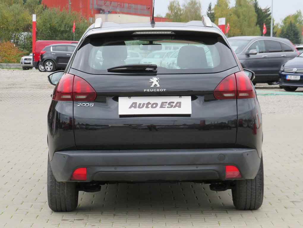 Peugeot 2008 1.2PT 