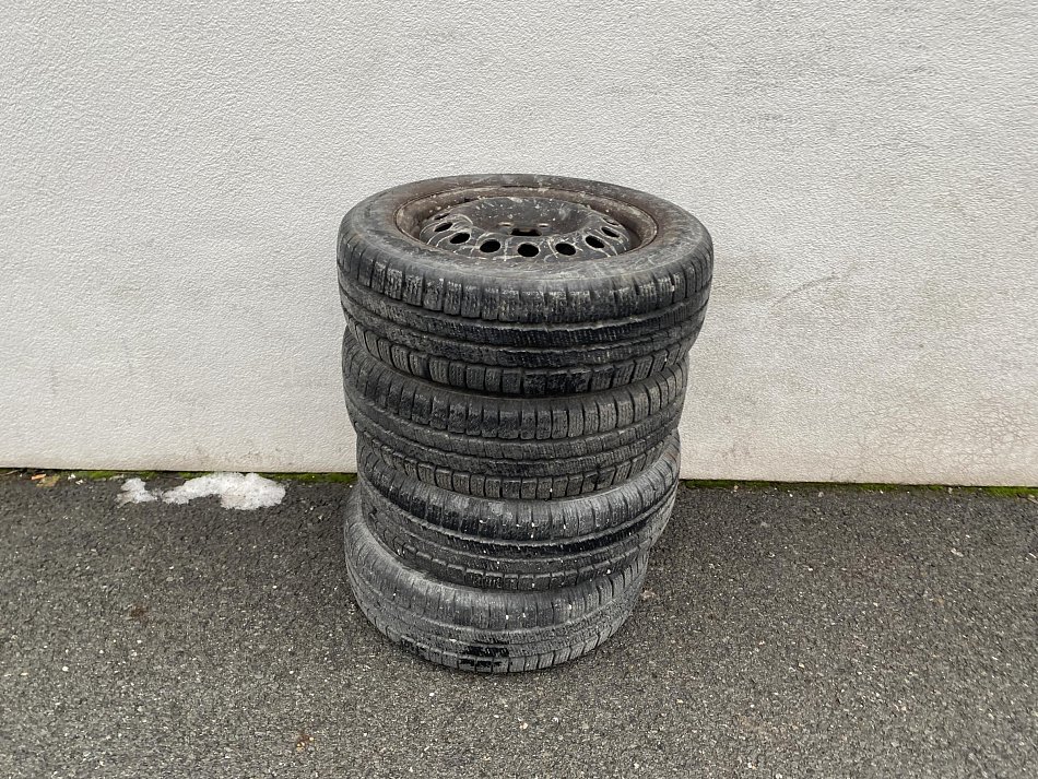 Volkswagen Sharan 2.0 i United 7míst