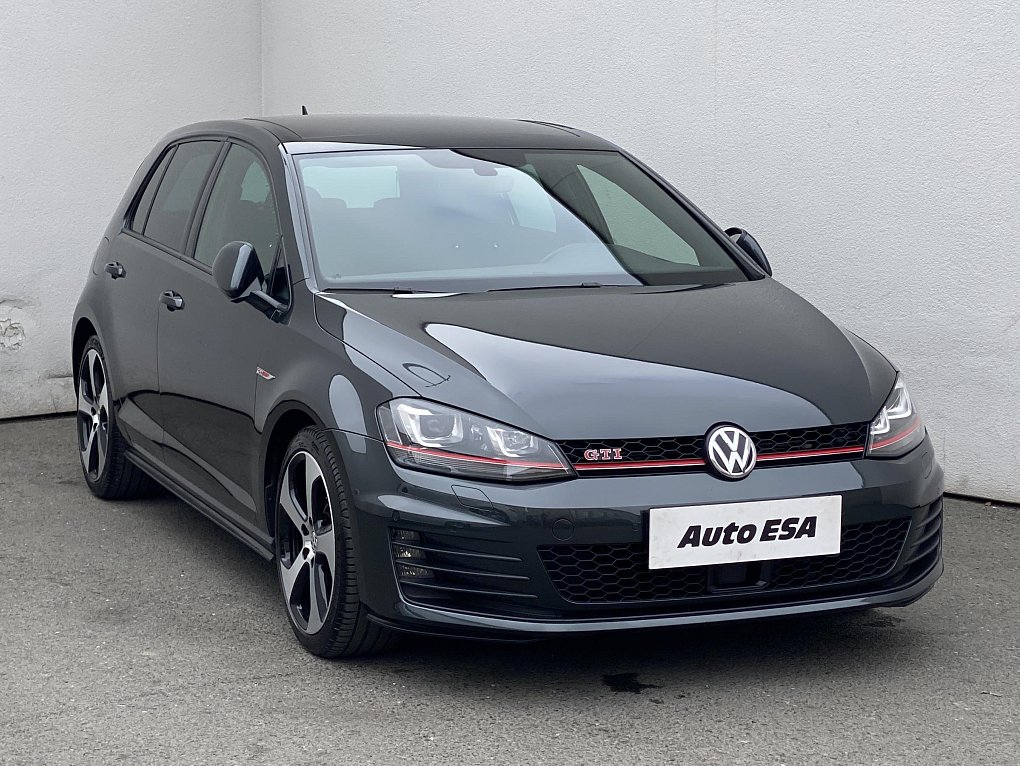 Volkswagen Golf 2.0 TSi GTi Performance