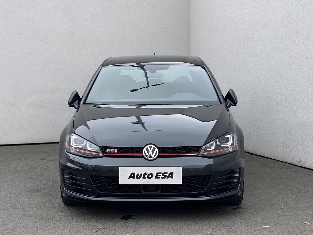 Volkswagen Golf 2.0 TSi GTi Performance