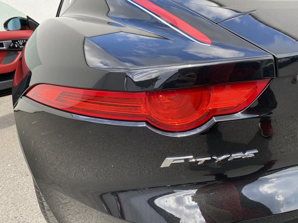 Jaguar F-Type 3.0 V6  V6 S AWD Coupe