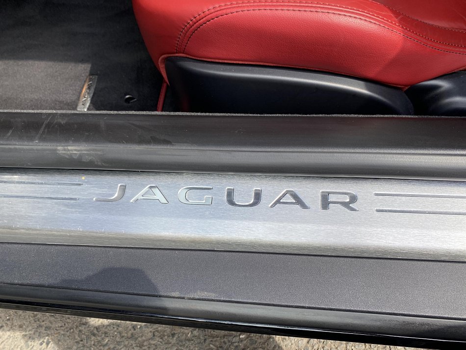 Jaguar F-Type 3.0 V6  V6 S AWD Coupe