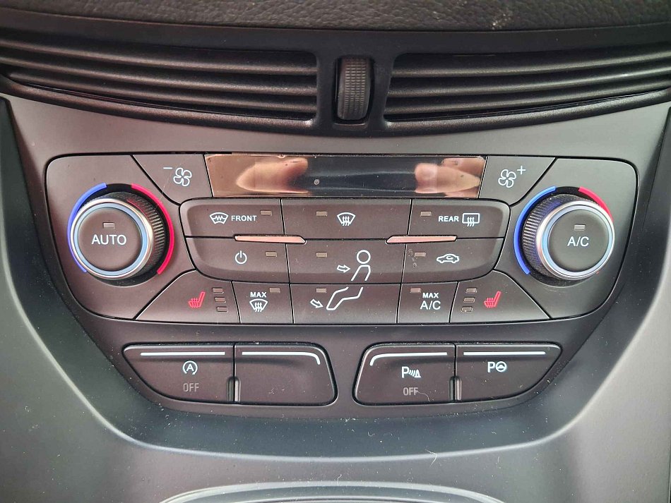 Ford Kuga 1.5 EB Titanium 4x4
