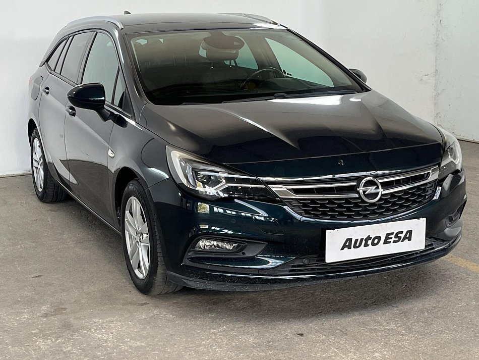 Opel Astra 1.4 T Active