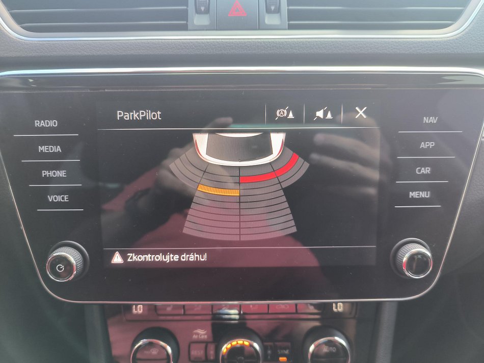 Škoda Superb III 2.0 TDi Ambition