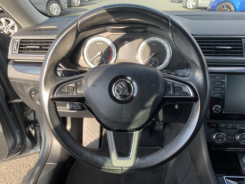 Škoda Superb III 1.8 TSi L&K