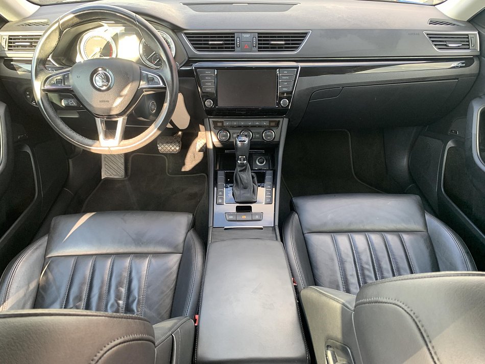 Škoda Superb III 1.8 TSi L&K