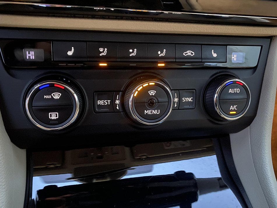 Škoda Superb III 2.0 TDi 