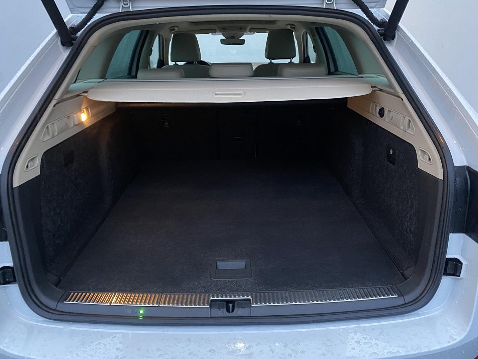 Škoda Superb III 2.0 TDi 