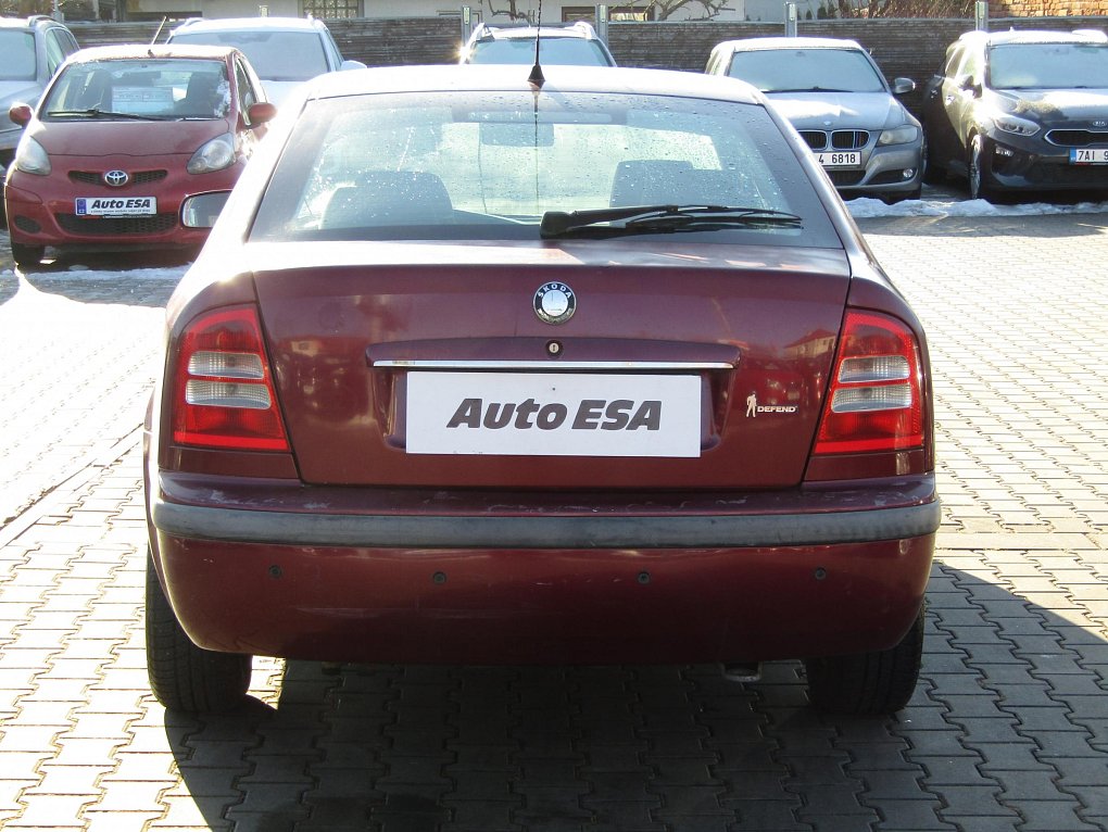 Škoda Octavia 1.6 i 