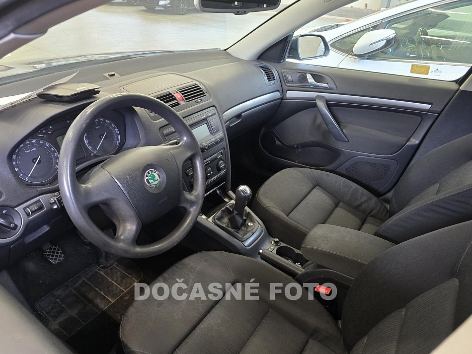Škoda Octavia II 1.6 FSI 