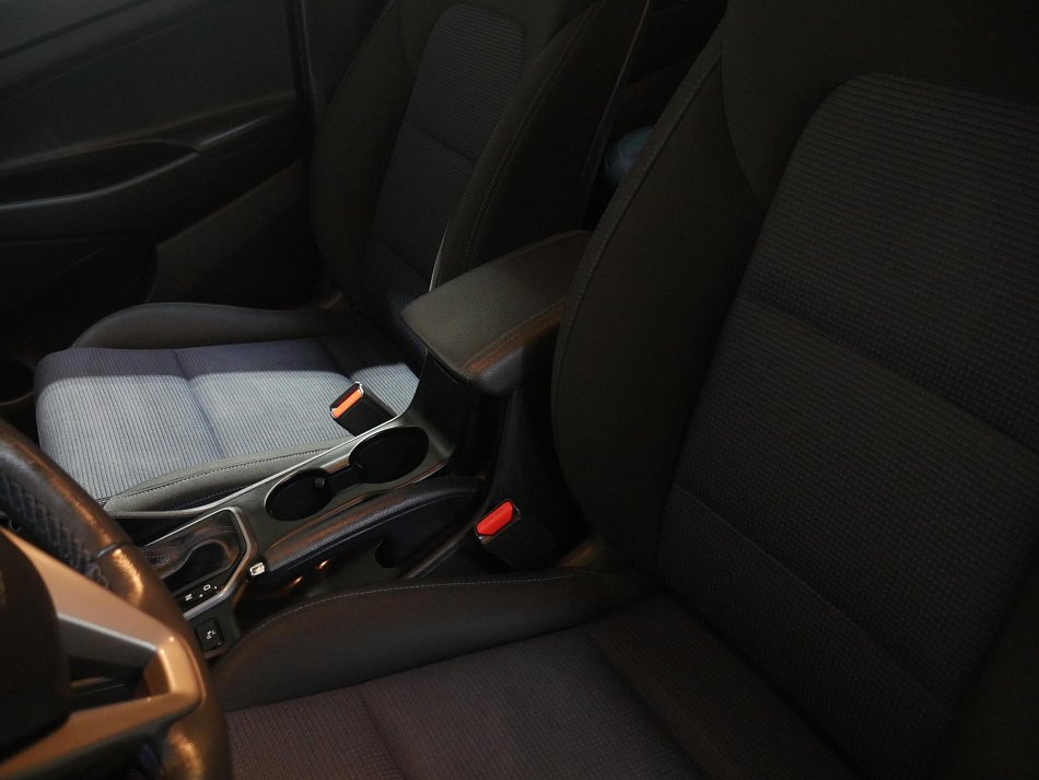 Hyundai Tucson 1.7 CRDi 